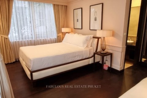 Villa in Phuket, Thailand 5 bedrooms № 179711 - photo 22