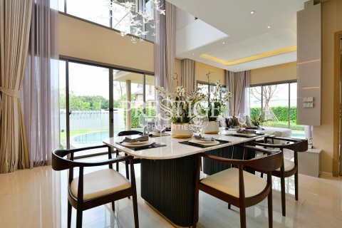 House in Pattaya, Thailand 4 bedrooms № 198608 - photo 6