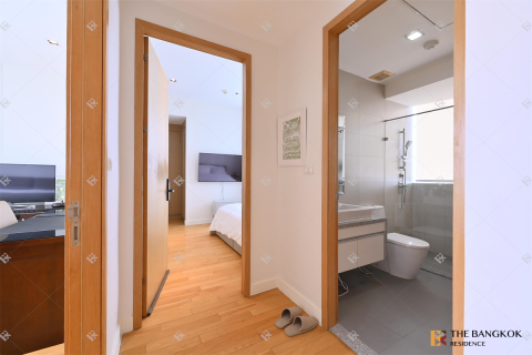 Condo in Bangkok, Thailand, 3 bedrooms  № 187460