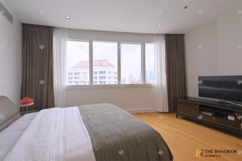 Condo in Bangkok, Thailand, 3 bedrooms  № 187461 - photo 3