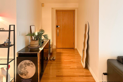 Condo in Bangkok, Thailand, 3 bedrooms  № 187461 - photo 9