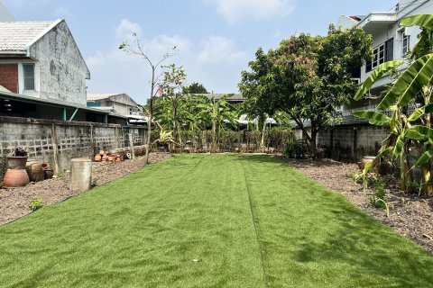 Duplex in Bang Kruai, Thailand 3 bedrooms № 141757 - photo 4