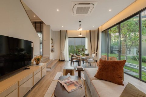 Дом в Паттайе, Таиланд с 4 спальнями  № 146690 - фото 2