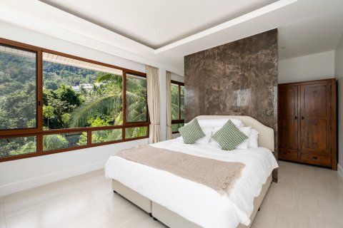 Villa in Ko Samui, Thailand 4 bedrooms № 148496 - photo 18