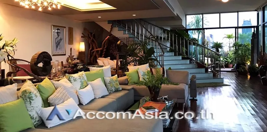 Penthouse in Khlong Toei, Bangkok, Thailand 3 Schlafzimmer № 215112