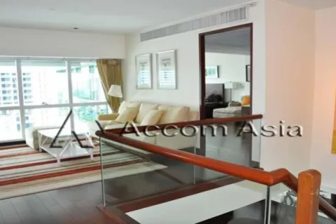 Duplex in Watthana, Bangkok, Thailand 3 Schlafzimmer № 215109 - Foto 6