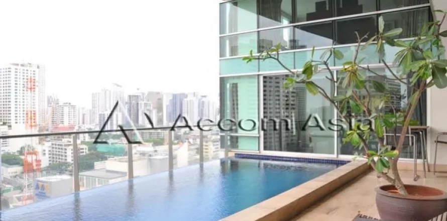 Duplex in Watthana, Bangkok, Thailand 3 Schlafzimmer № 215109