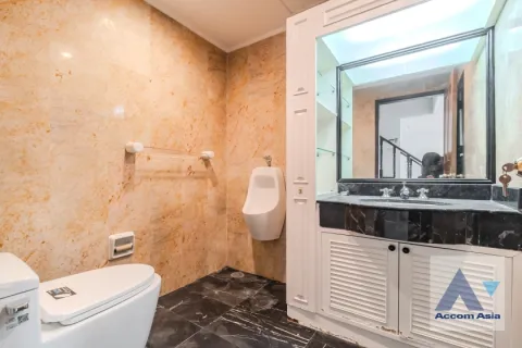 Duplex in Khlong Toei, Bangkok, Thailand 3 Schlafzimmer № 215110 - Foto 13