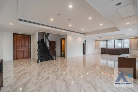 Duplex in Khlong Toei, Bangkok, Thailand 3 Schlafzimmer № 215110 - Foto 6