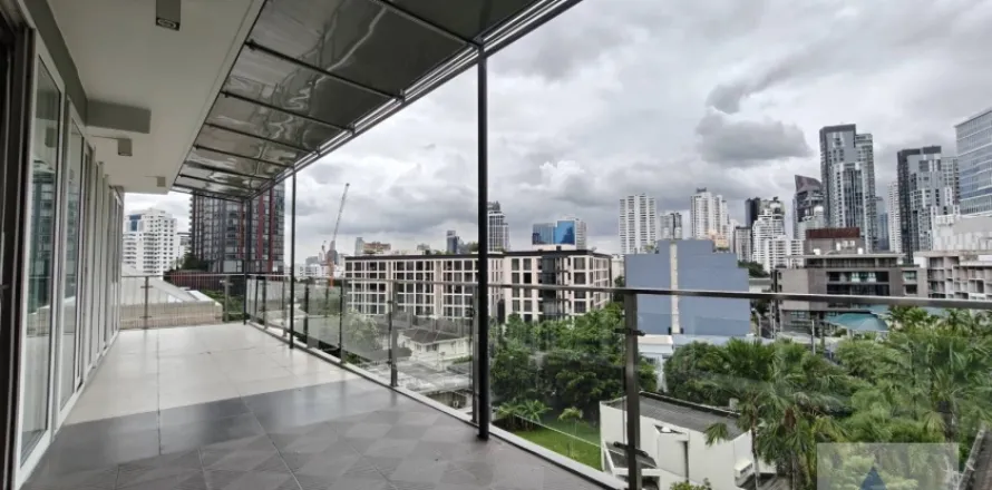 Penthouse in Watthana, Bangkok, Thailand 3 Schlafzimmer № 215113
