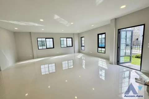 Haus in Bang Kaeo, Thailand 4 Schlafzimmer № 216088 - Foto 3