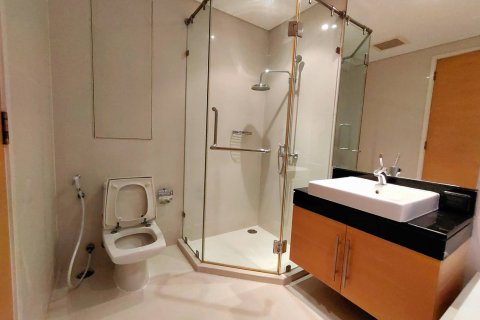 Condo in Bangkok, Thailand, 2 bedrooms  № 143113 - photo 9