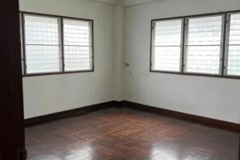 Gewerbeimmobilie in Bang Na, Bangkok, Thailand 1500 m2 № 216925 - Foto 12