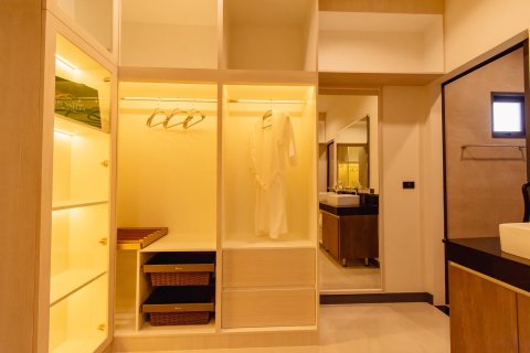 Villa in Hua Hin, Thailand 3 bedrooms № 169943 - photo 14