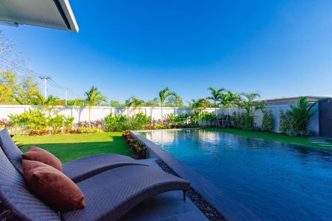 Villa in Hua Hin, Thailand 3 bedrooms № 169943 - photo 16