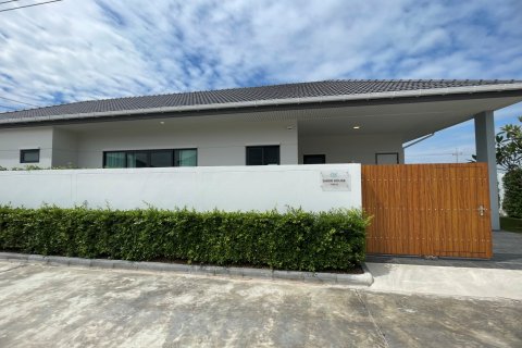 Villa in Hua Hin, Thailand 3 bedrooms № 169948 - photo 13