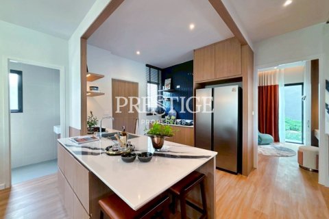 House in Pattaya, Thailand 4 bedrooms № 197720 - photo 9
