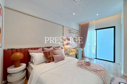 House in Pattaya, Thailand 4 bedrooms № 197720 - photo 20
