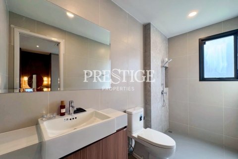 House in Pattaya, Thailand 4 bedrooms № 197720 - photo 13