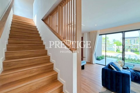 House in Pattaya, Thailand 4 bedrooms № 197720 - photo 14
