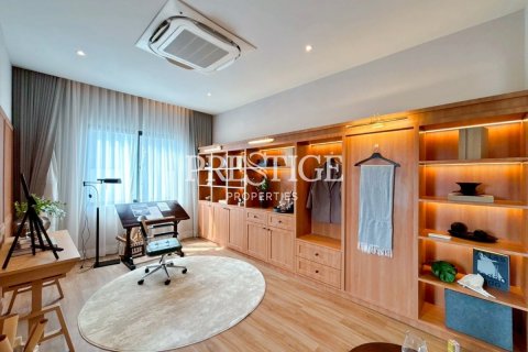 House in Pattaya, Thailand 4 bedrooms № 197720 - photo 23