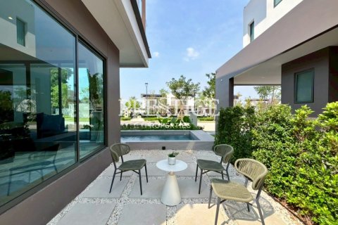 House in Pattaya, Thailand 4 bedrooms № 197720 - photo 28
