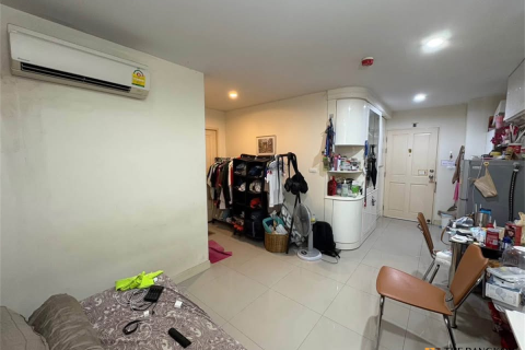 Condo in Bangkok, Thailand, 1 bedroom  № 186087 - photo 6