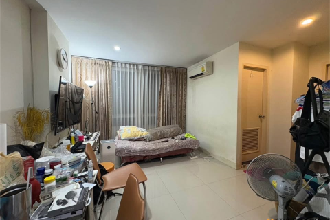 Condo in Bangkok, Thailand, 1 bedroom  № 186087 - photo 9