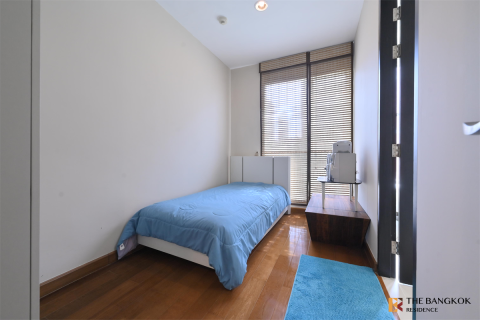 Condo in Bangkok, Thailand, 2 bedrooms  № 184426