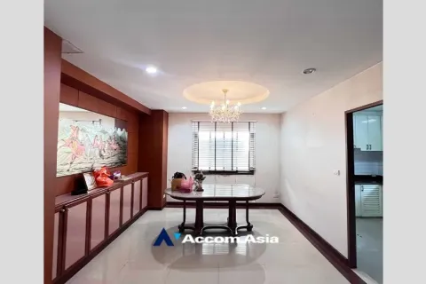 Haus in Wang Thonglang, Bangkok, Thailand 4 Schlafzimmer № 217258 - Foto 9