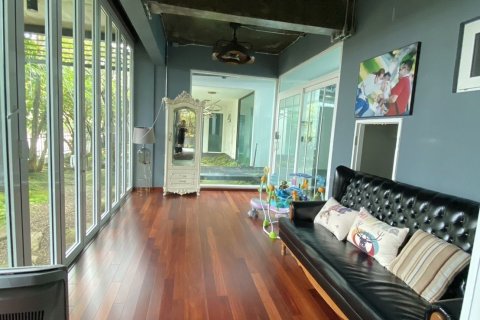 House in Chiang Mai, Thailand 9 bedrooms № 158288 - photo 7