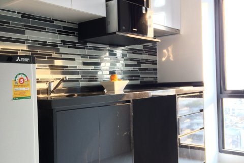 Studio dans le Condo à Sathon, Bangkok, Thaïlande  № 158289 - photo 5