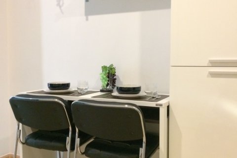 Studio dans le Condo à Sathon, Bangkok, Thaïlande  № 158289 - photo 4