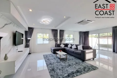 Casa de 3 dormitorios en Pattaya, Tailandia № 212689 - foto 4