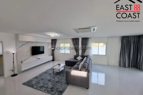 Casa de 3 dormitorios en Pattaya, Tailandia № 212689 - foto 7