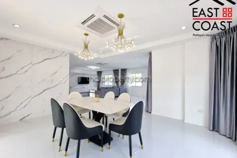Casa de 3 dormitorios en Pattaya, Tailandia № 212689 - foto 9