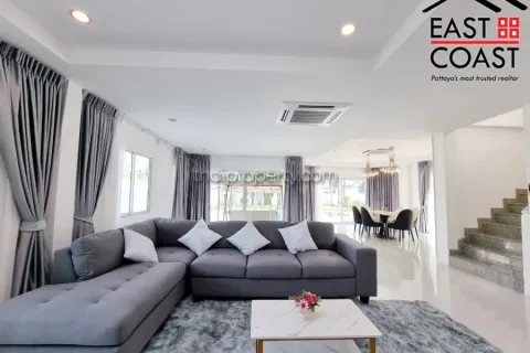 Casa de 3 dormitorios en Pattaya, Tailandia № 212689 - foto 5