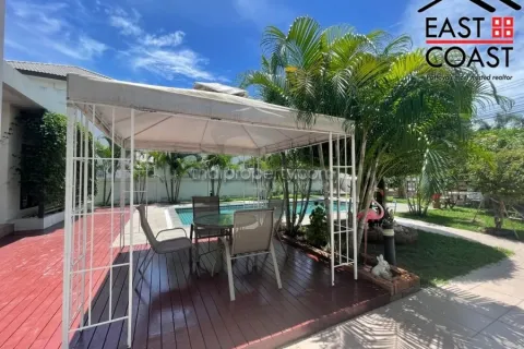 Casa de 3 dormitorios en Pattaya, Tailandia № 212690 - foto 8