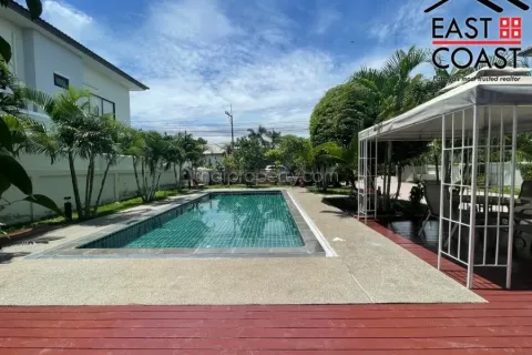 Casa de 3 dormitorios en Pattaya, Tailandia № 212690 - foto 7