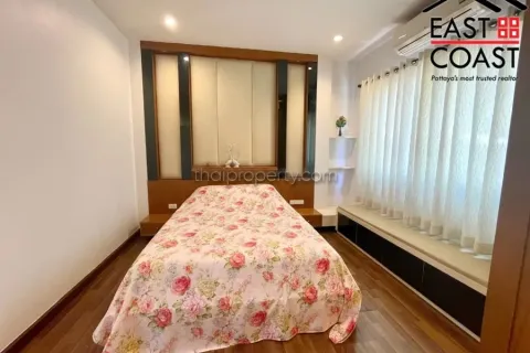 Casa de 3 dormitorios en Pattaya, Tailandia № 212690 - foto 18