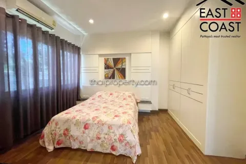 Casa de 3 dormitorios en Pattaya, Tailandia № 212690 - foto 20