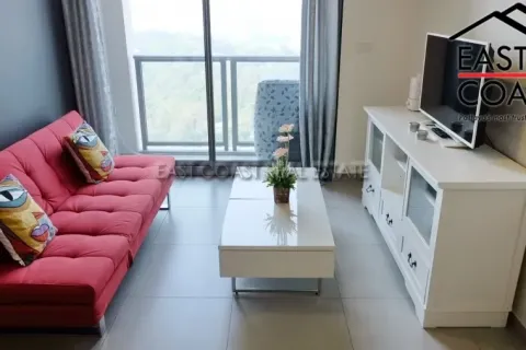 Condominio de 2 dormitorios en Pattaya, Tailandia № 212693 - foto 2