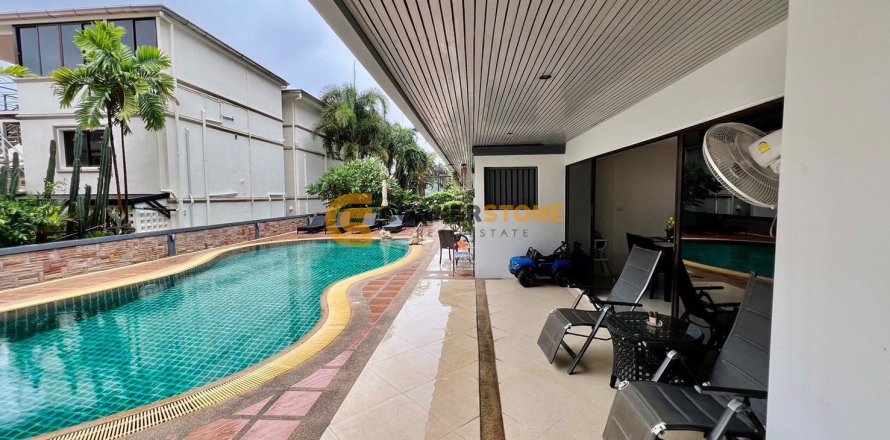 Studio dans le Condo sur Jomtien Beach, Pattaya, Thaïlande  № 113416