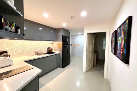 Studio dans le Condo sur Jomtien Beach, Pattaya, Thaïlande  № 113416 - photo 7