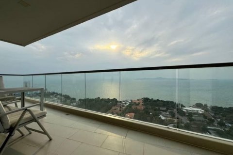 Condo in Pattaya, Thailand, 2 bedrooms № 137676 - photo 12