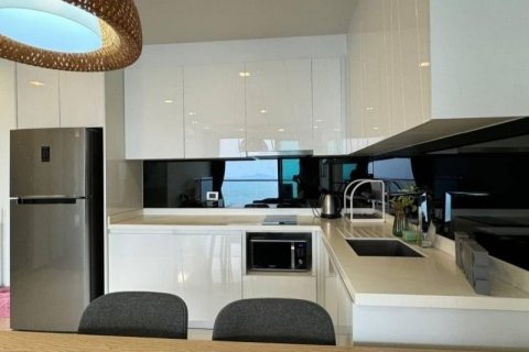 Condo in Pattaya, Thailand, 2 bedrooms № 137676 - photo 2