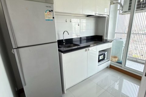 Кондоминиум с 2 спальнями в Ваттхане, Бангкок, Таиланд № 137037 - фото 8