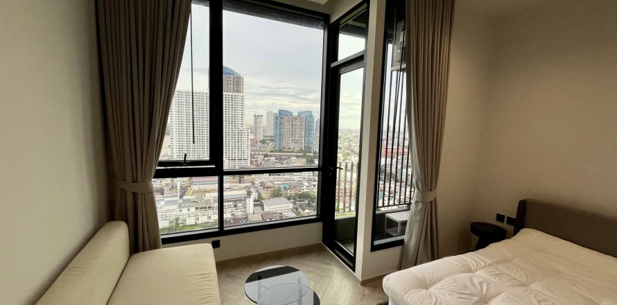 Studio in the Condo in Khlong San, Bangkok, Thailand  № 137036