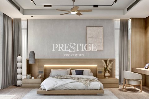 House in Pattaya, Thailand 5 bedrooms № 198303 - photo 9
