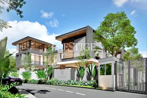 House in Pattaya, Thailand 5 bedrooms № 198303 - photo 19